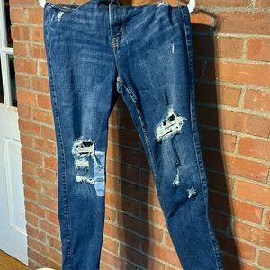 Old Navy Rockstar Super Skinny ankle jeans